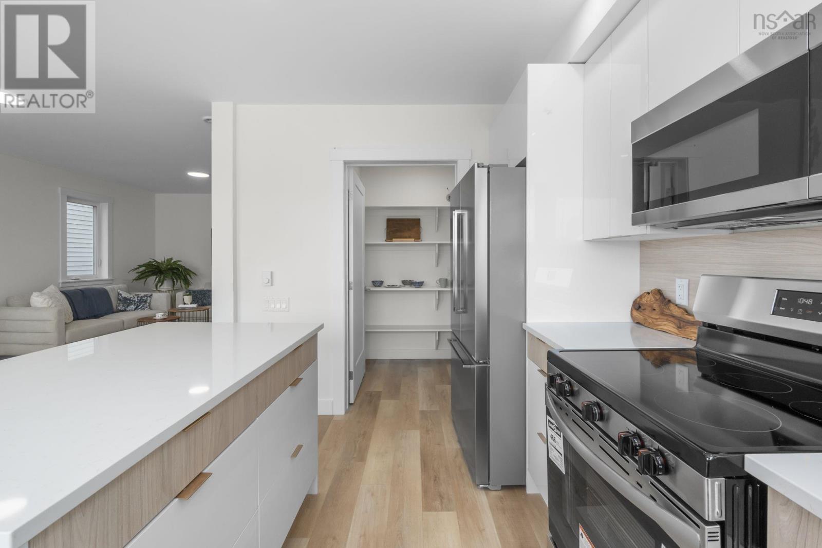 42 Berm Street - 15