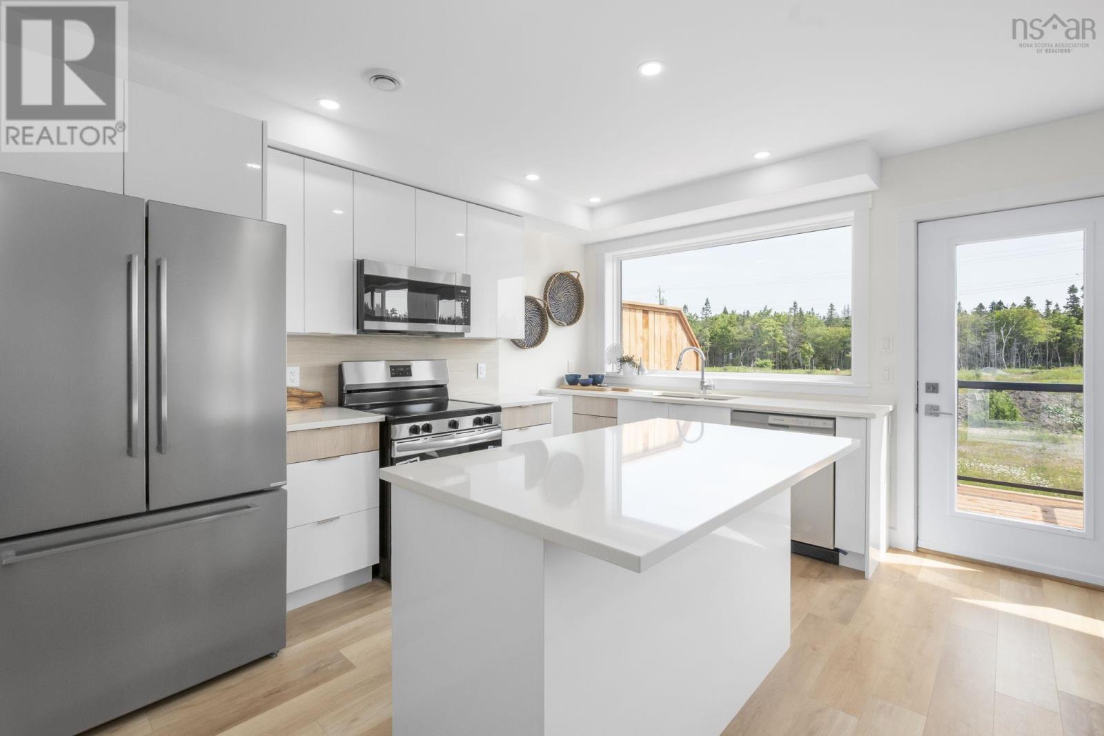 42 Berm Street - 16