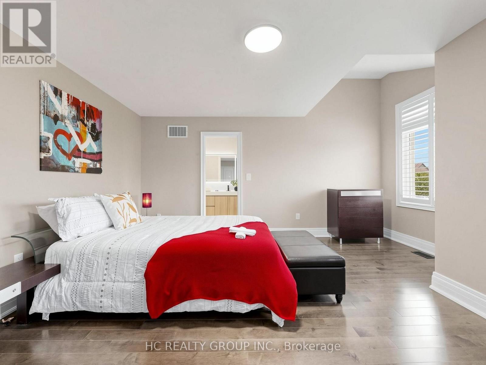 120 UPPER POST ROAD - Image 35