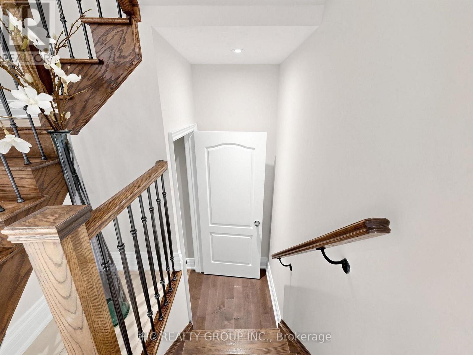 120 UPPER POST ROAD - 38
