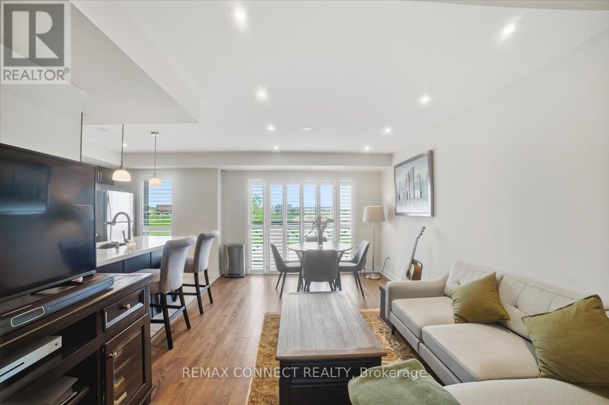 #2231 10 WESTMEATH LANE - 2
