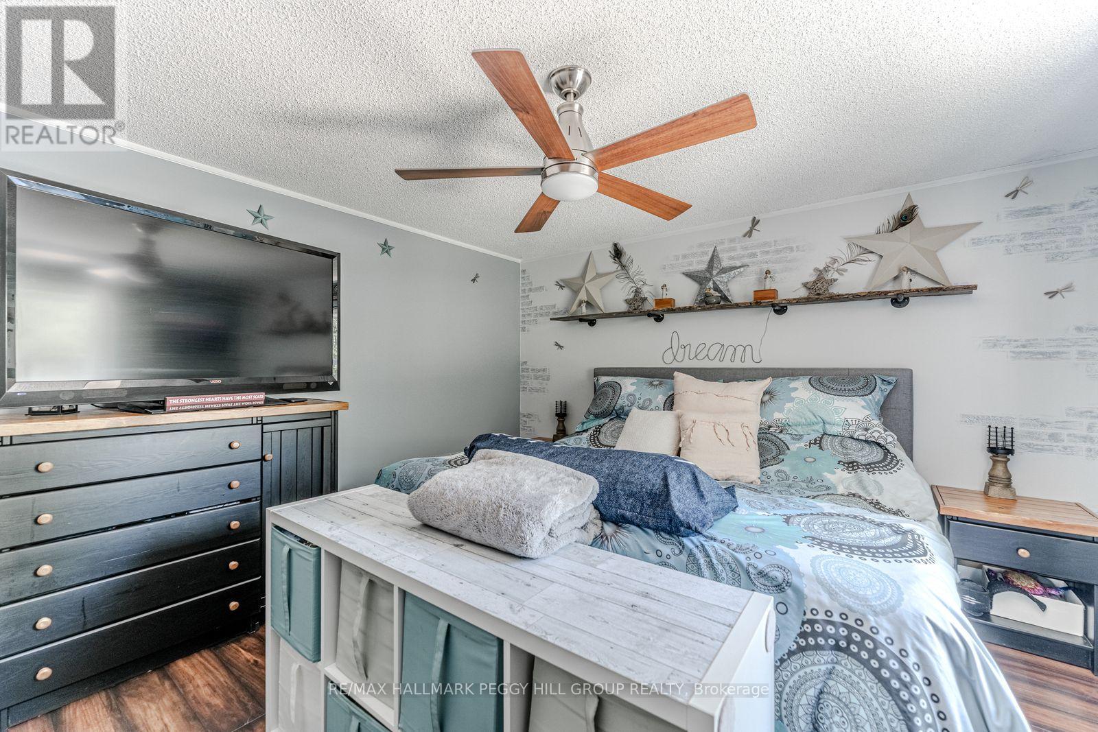 7498 ISLAND CRESCENT - 10