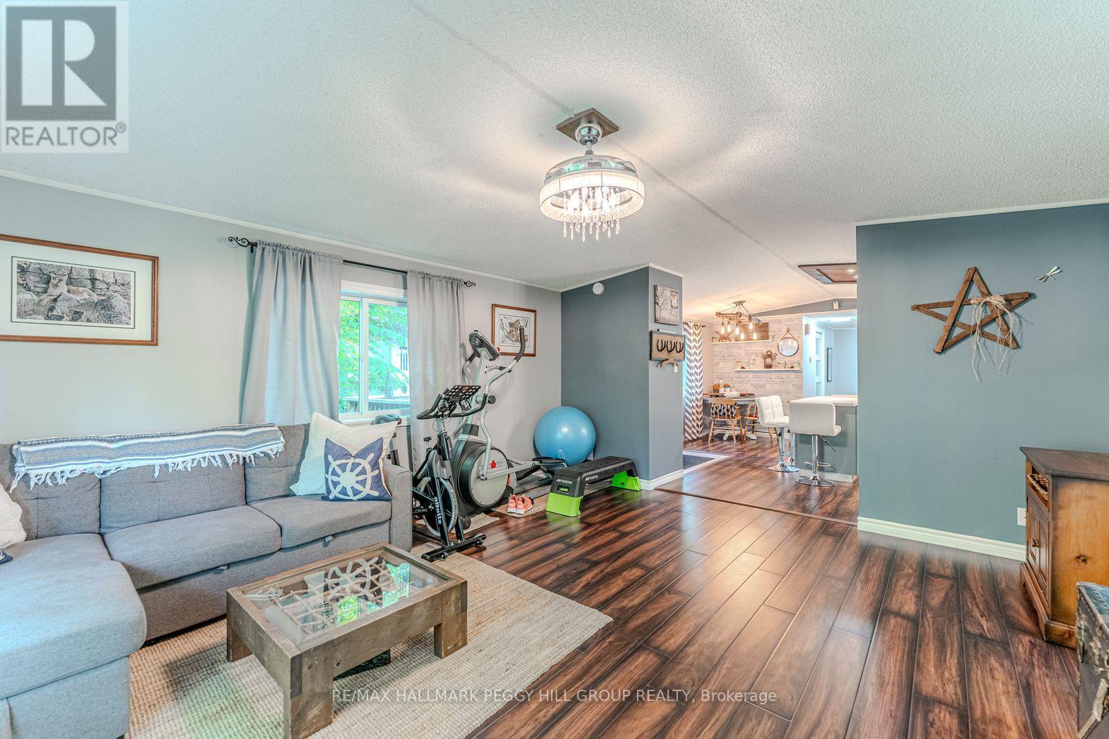 7498 ISLAND CRESCENT - 5