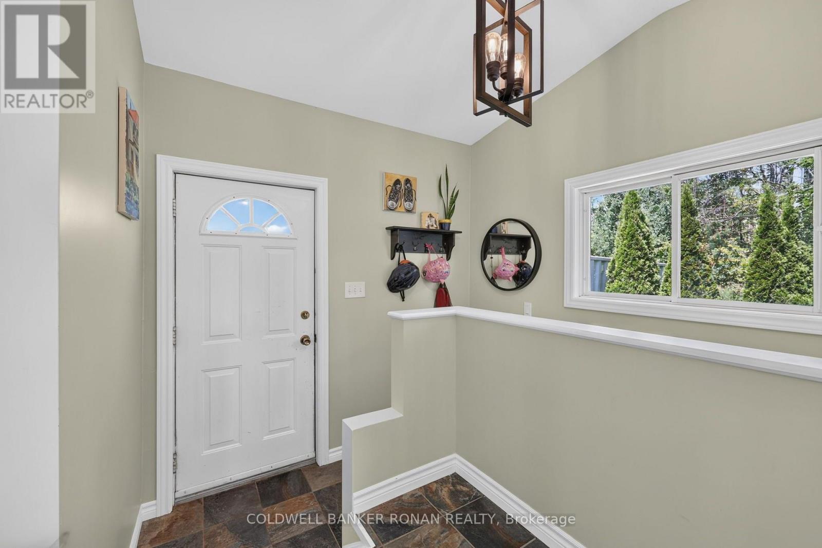 4 BLACKMAN BOULEVARD - 21