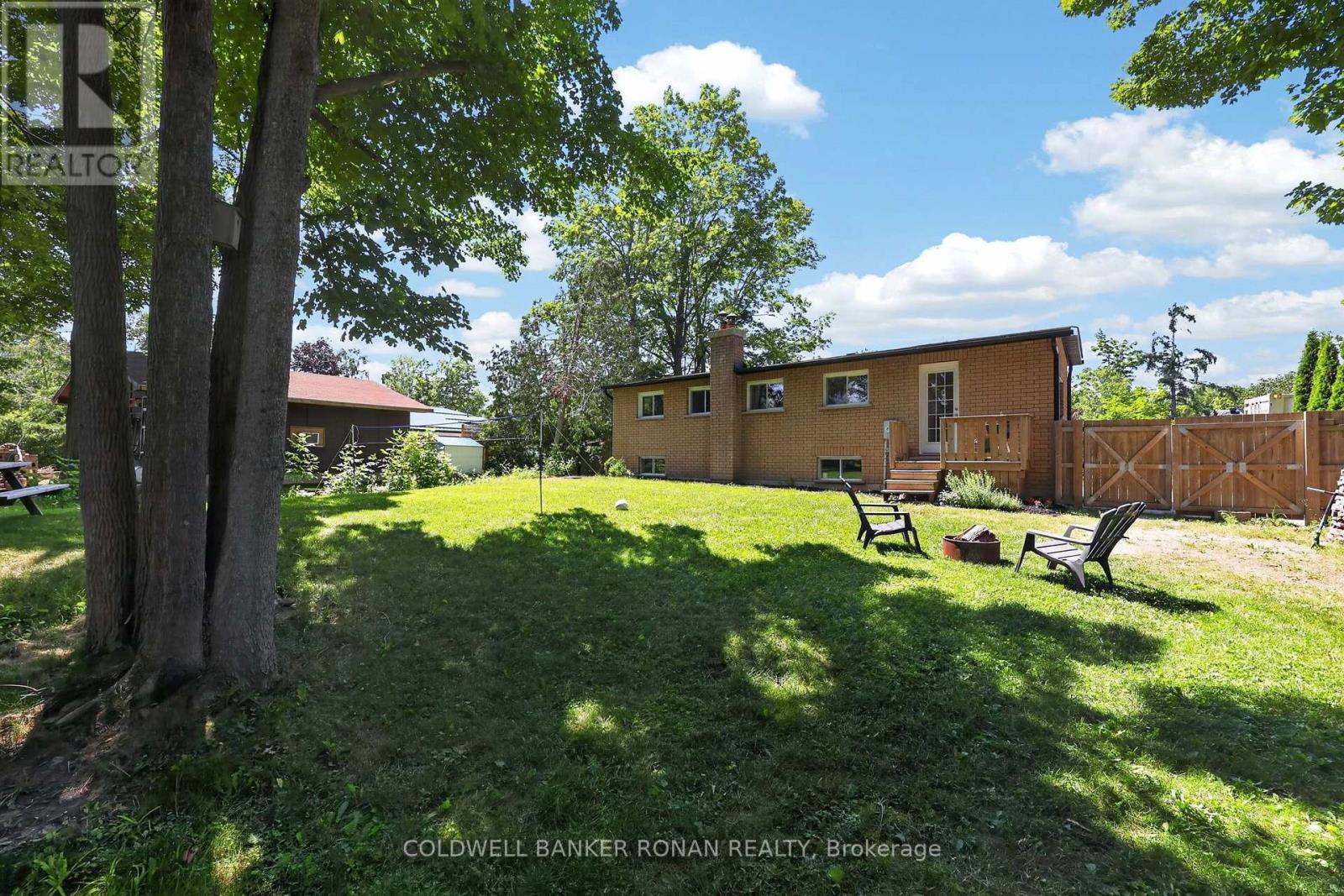4 BLACKMAN BOULEVARD - 26