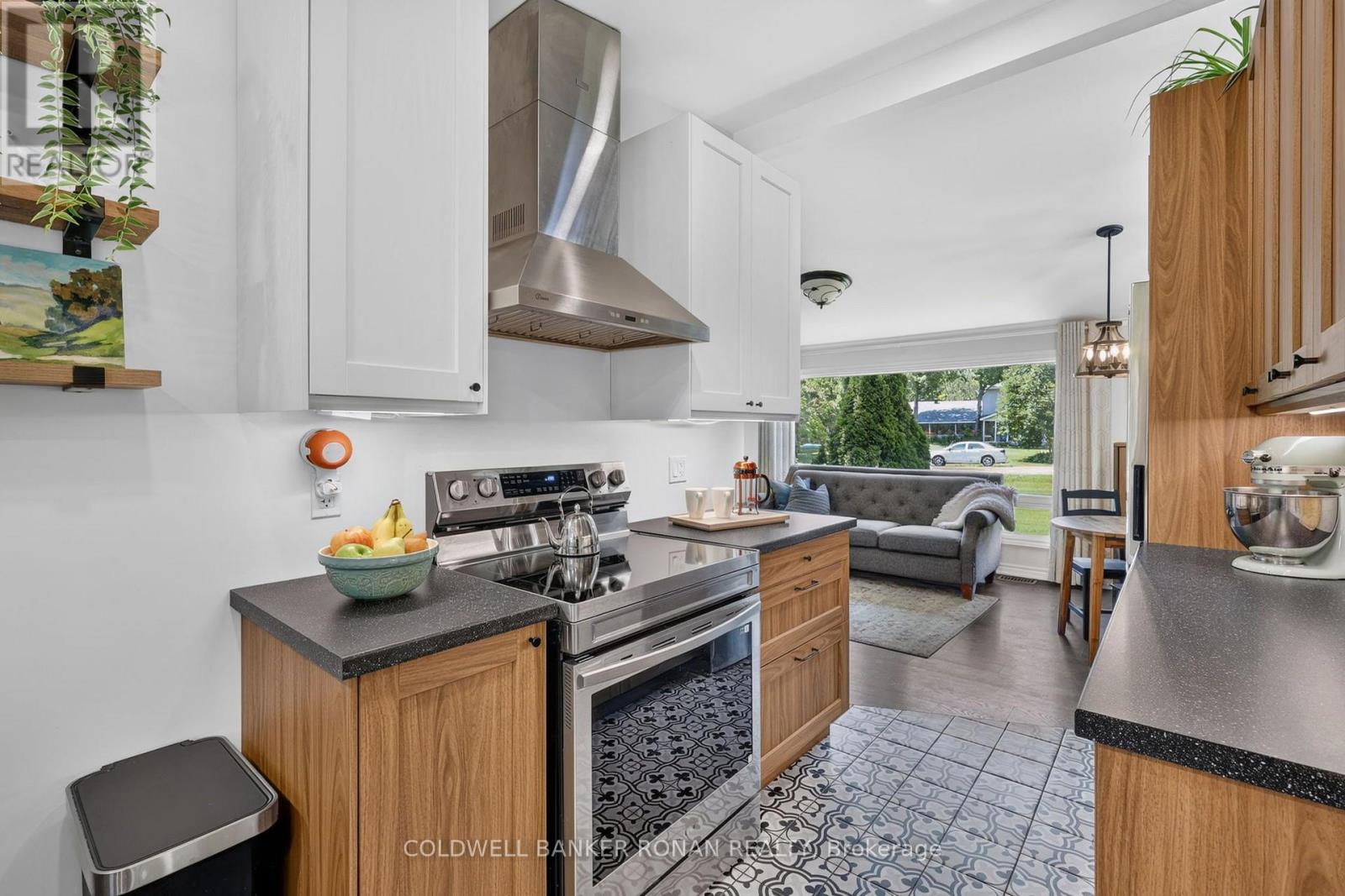 4 BLACKMAN BOULEVARD - 8