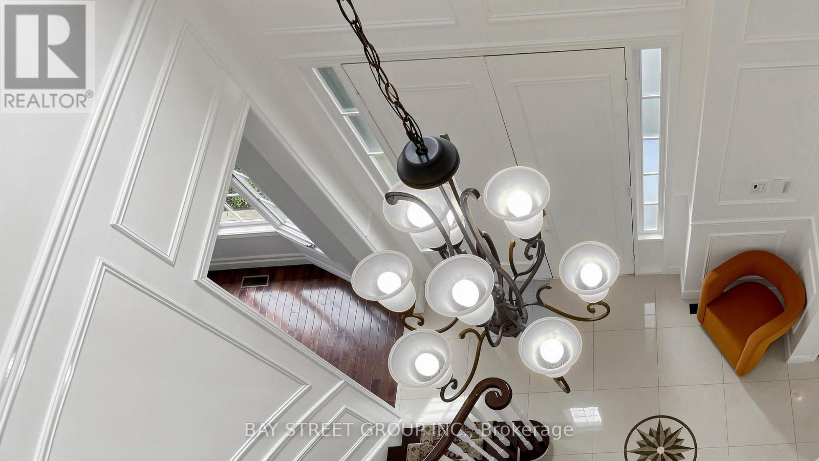 26 KEW GARDENS - 17