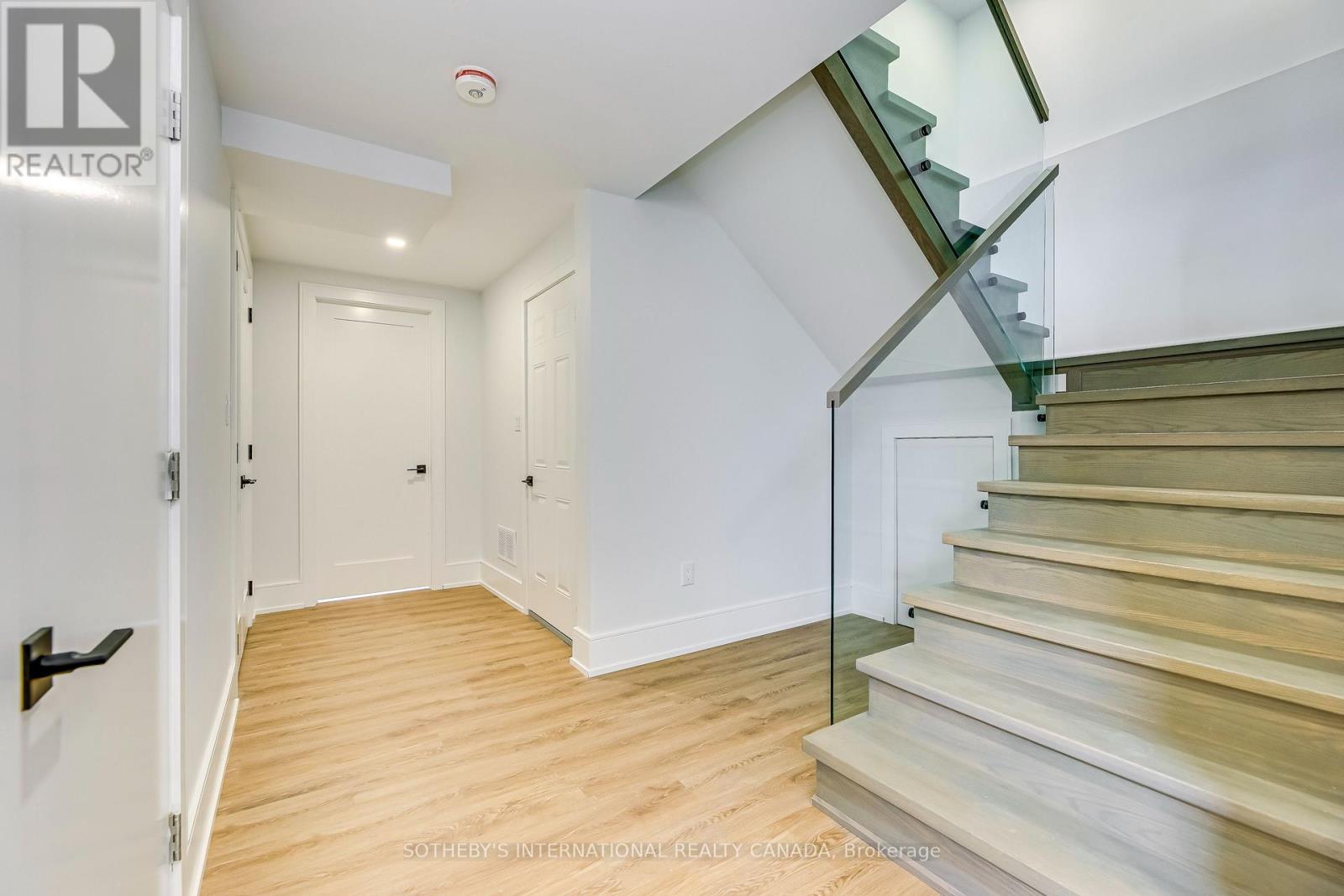 797 FIRST STREET - 32