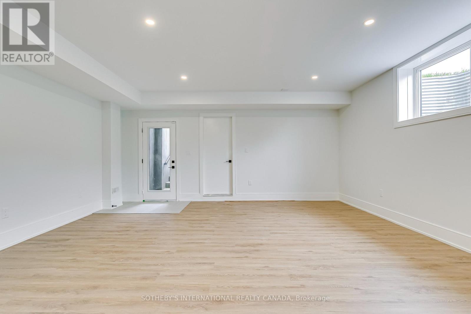 797 FIRST STREET - 35