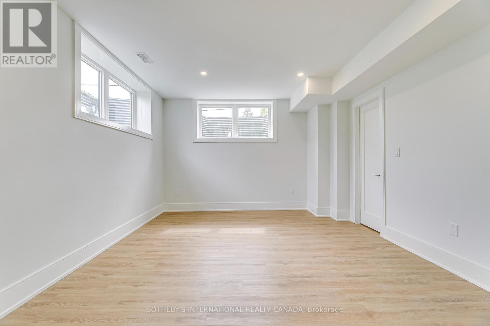 797 FIRST STREET - 37