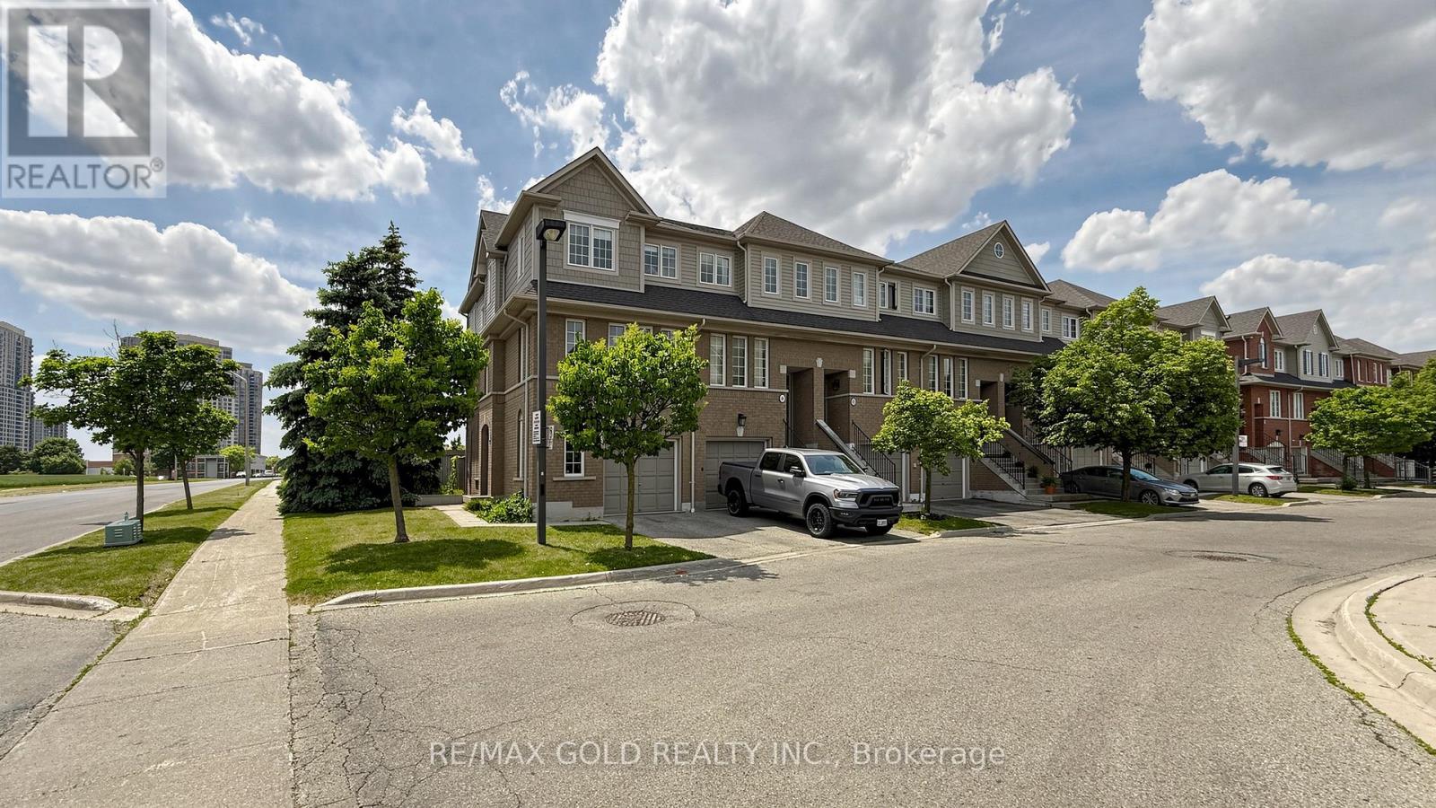 #182 4950 ALBINA WAY - 2