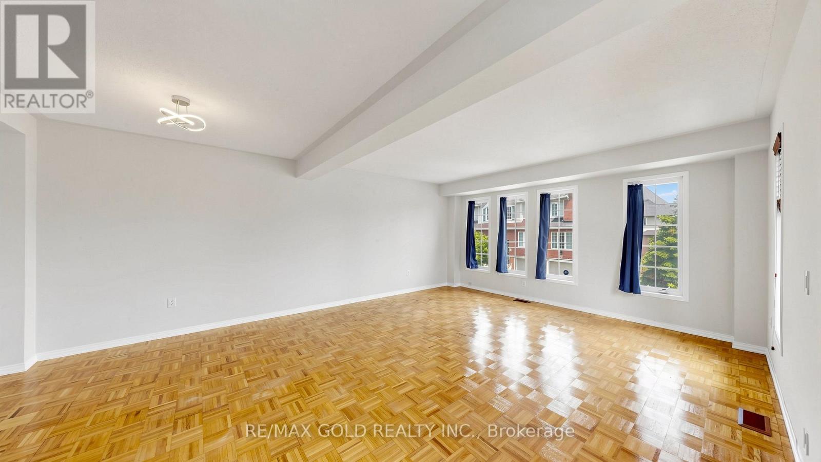 #182 4950 ALBINA WAY - 21