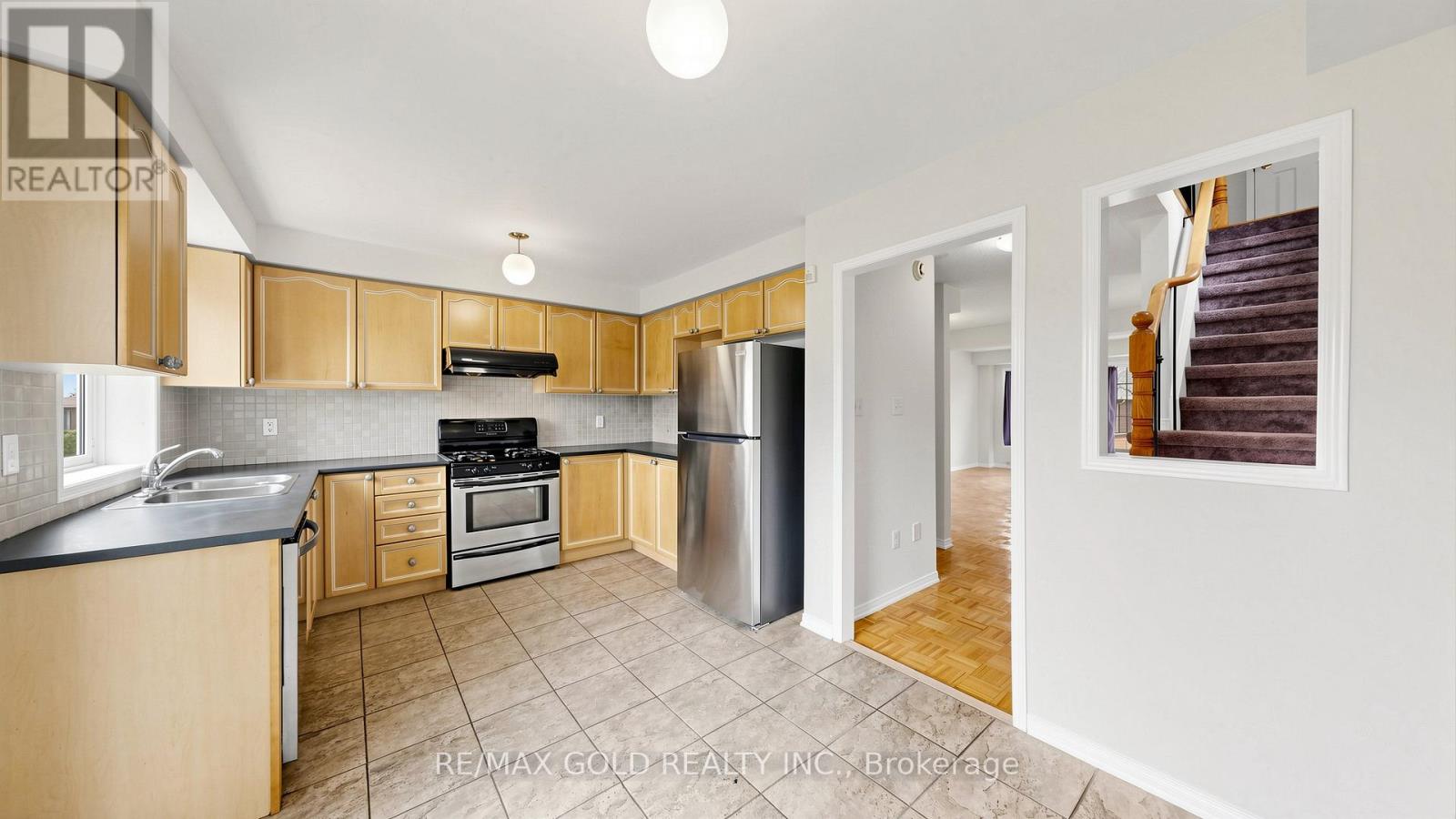 #182 4950 ALBINA WAY - 24