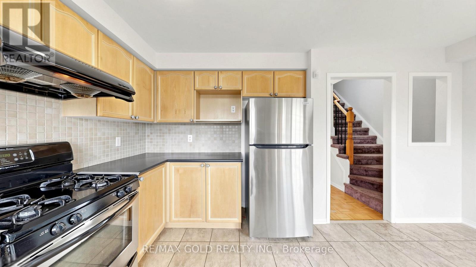 #182 4950 ALBINA WAY - 28