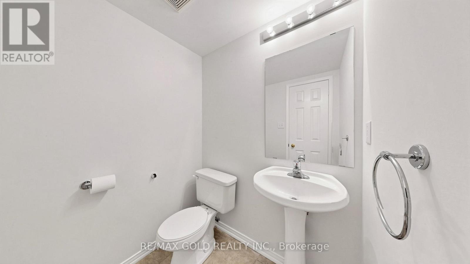 #182 4950 ALBINA WAY - 29