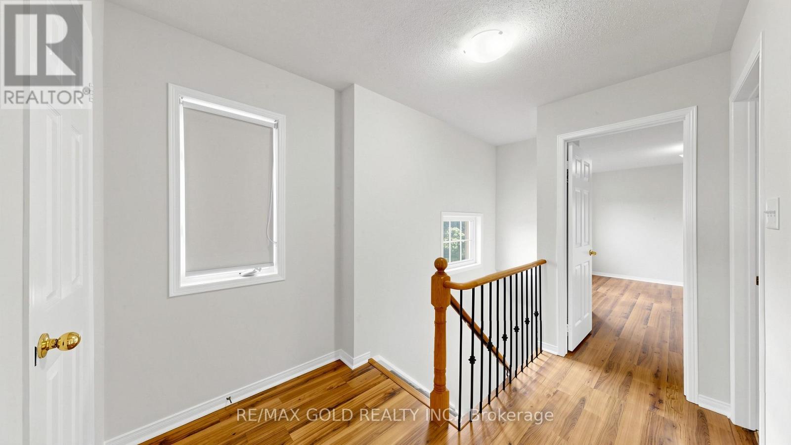 #182 4950 ALBINA WAY - 30