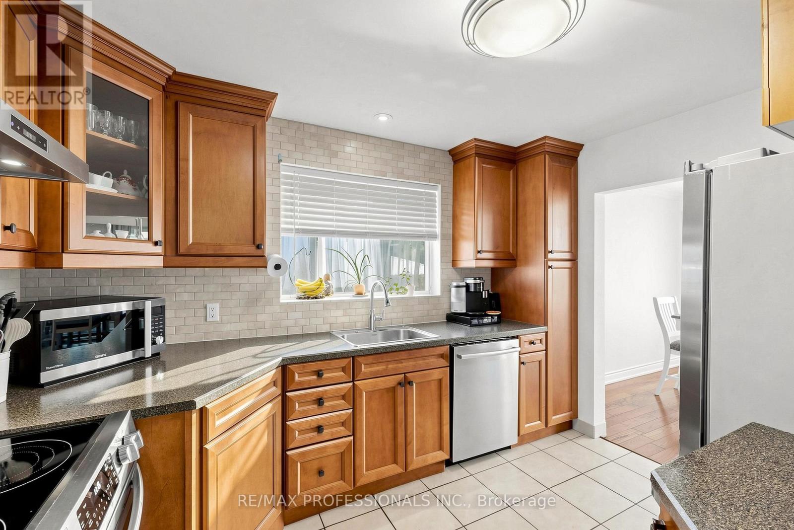 17 BARWELL CRESCENT - 6