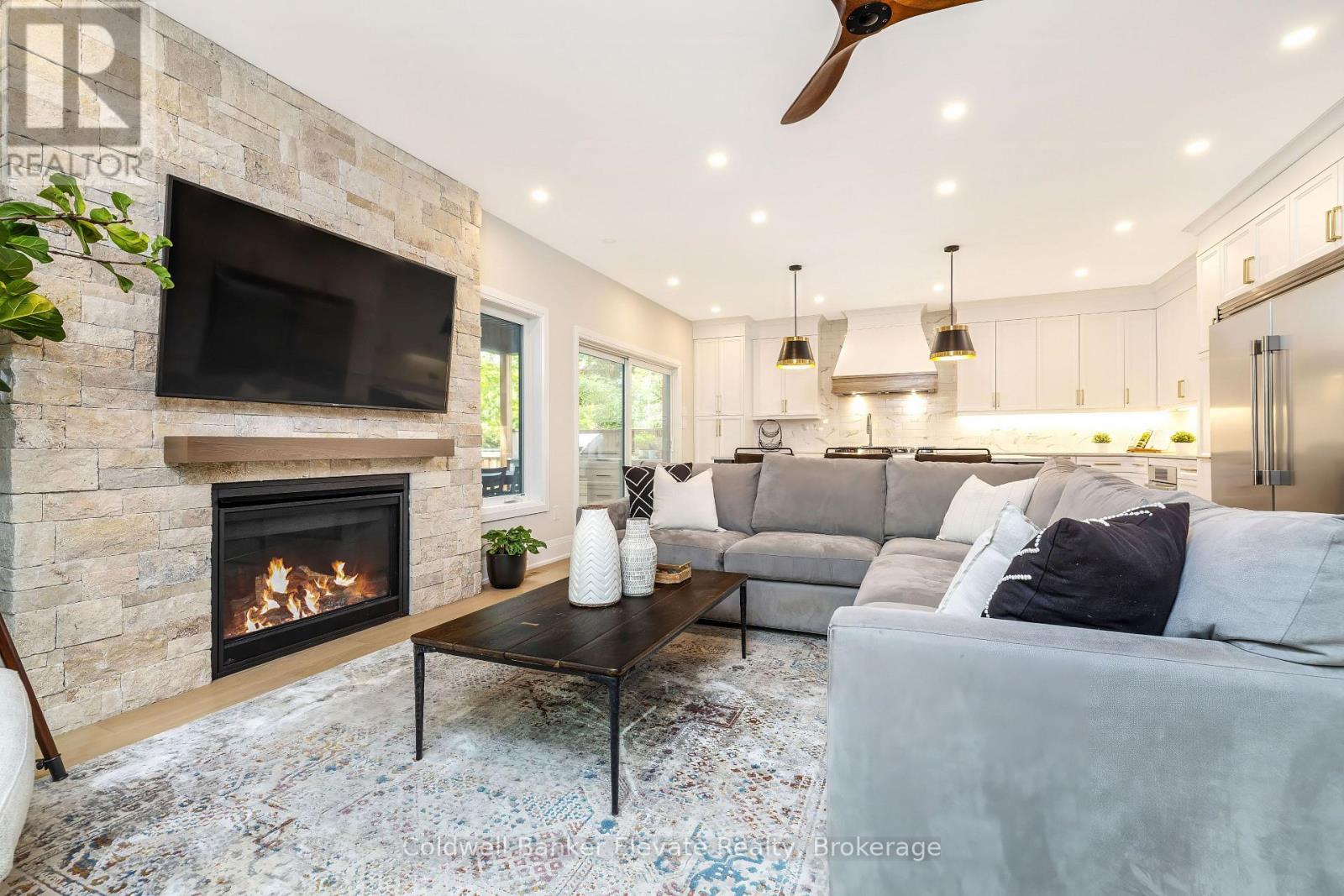 244 BELL STREET - Image 10