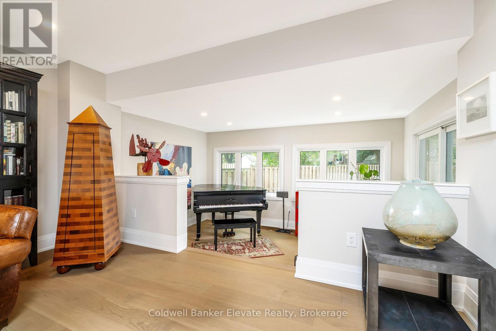 244 BELL STREET - Image 23