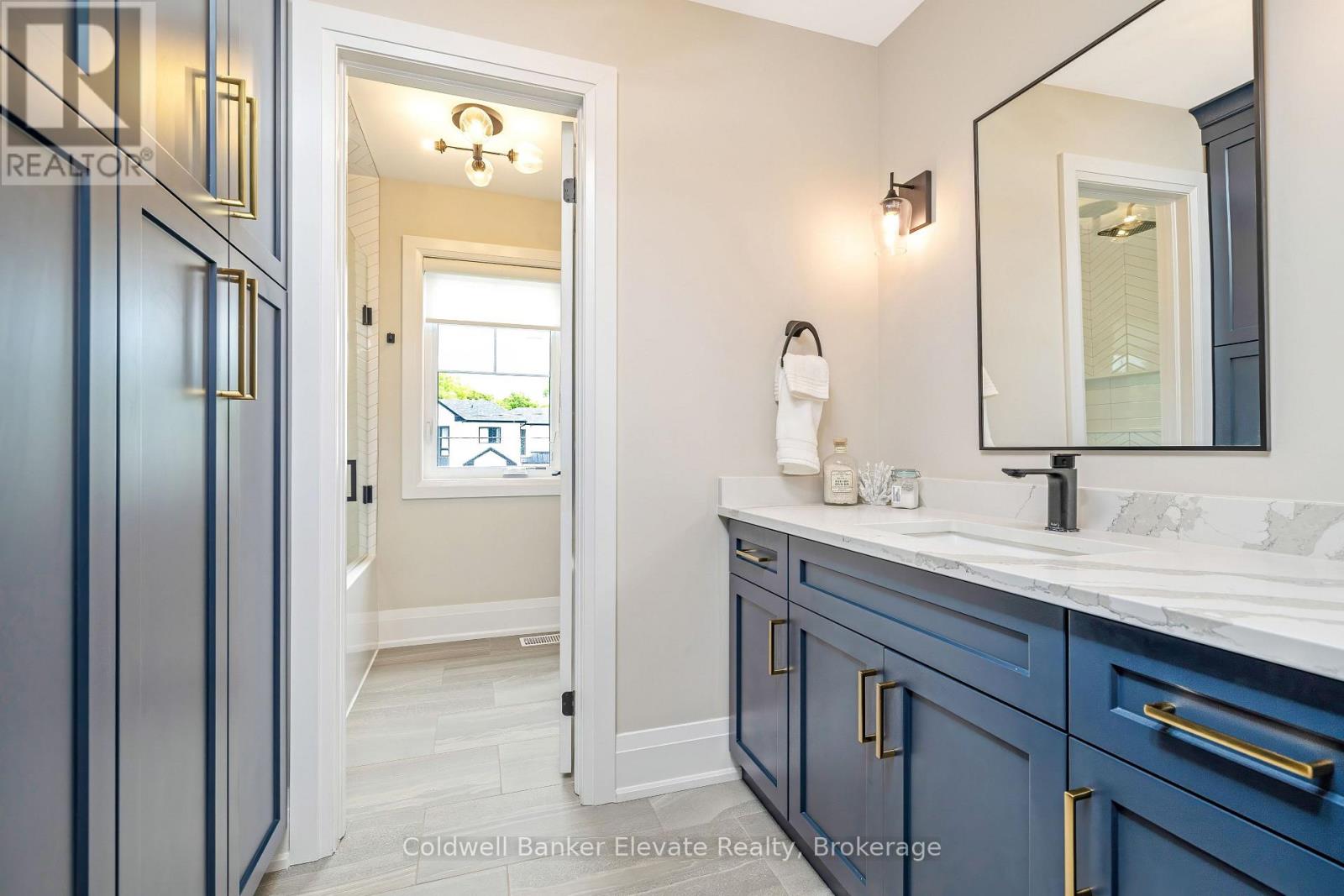 244 BELL STREET - Image 36
