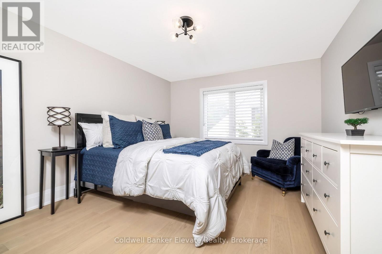 244 BELL STREET - Image 39