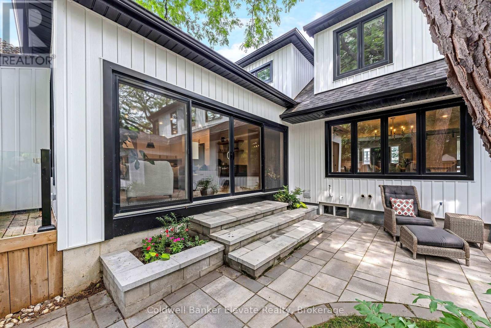 244 BELL STREET - Image 48