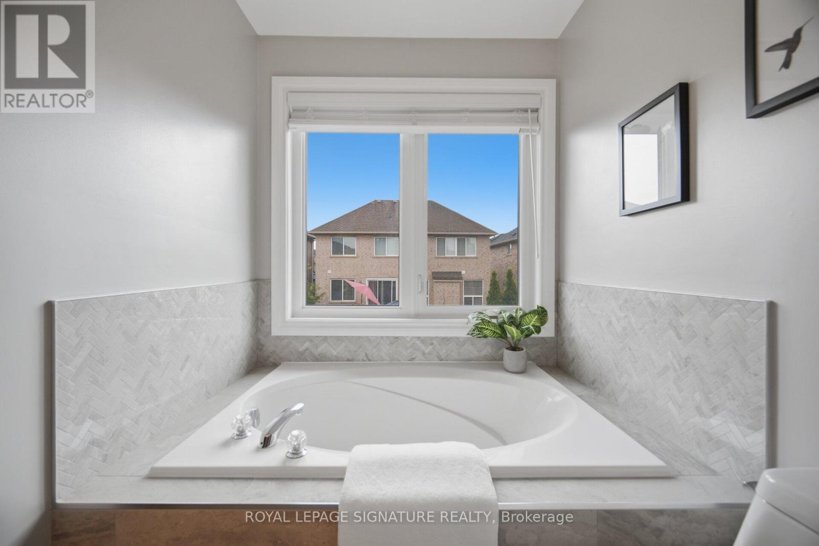 3786 SWIFTDALE DRIVE - 29
