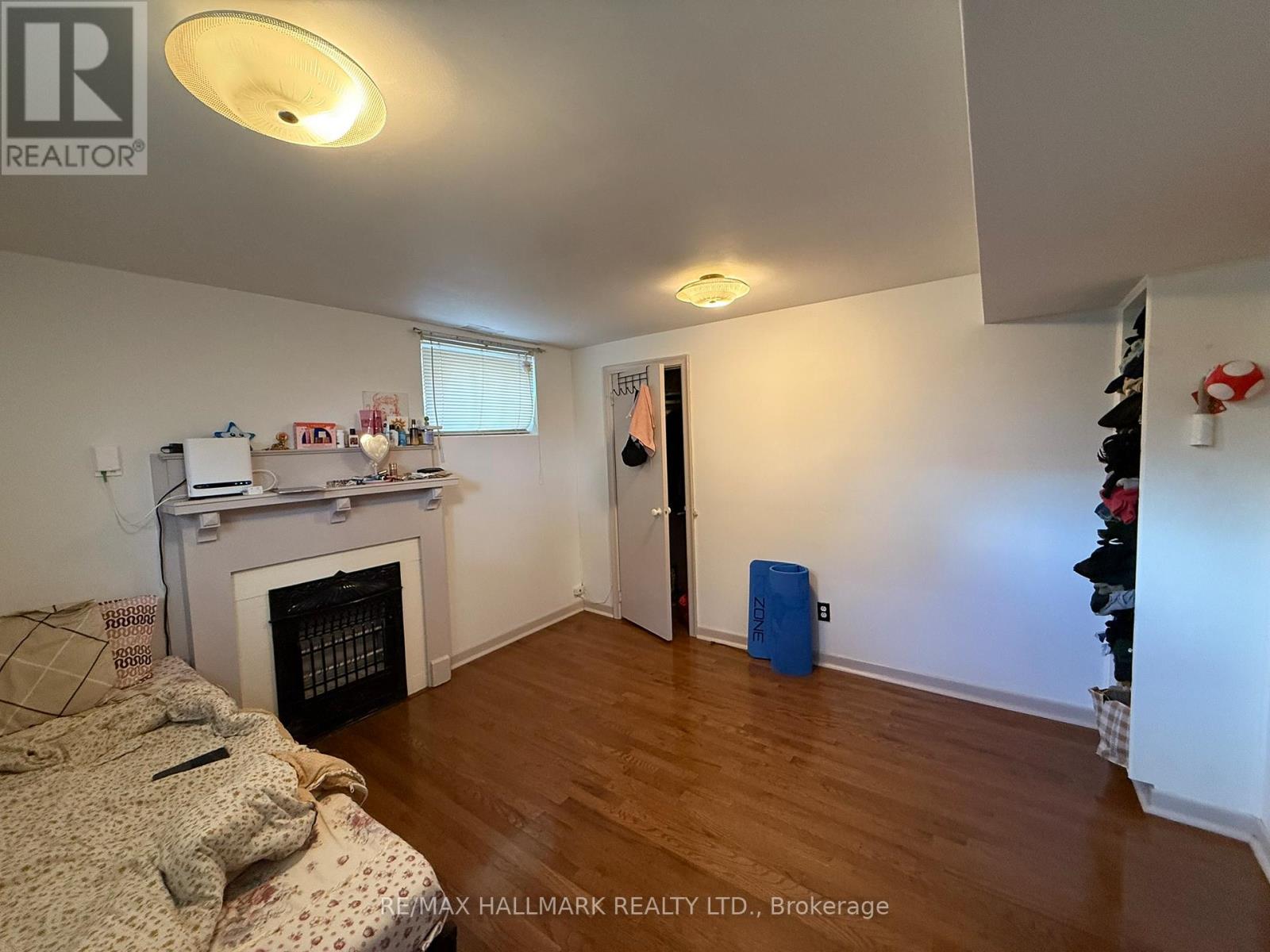 9 MACLEOD STREET - 22