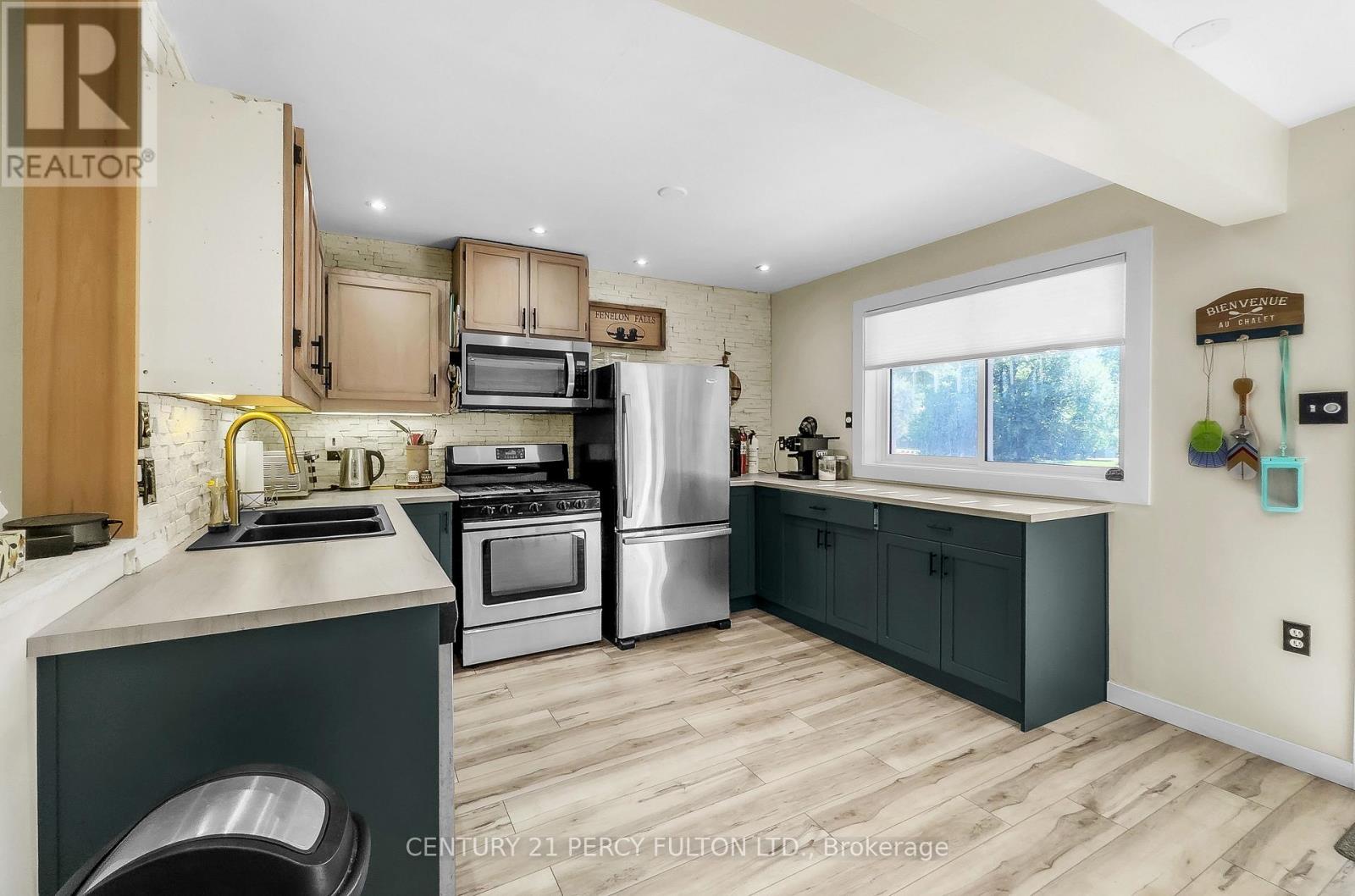 79 BROOK ROAD - 18
