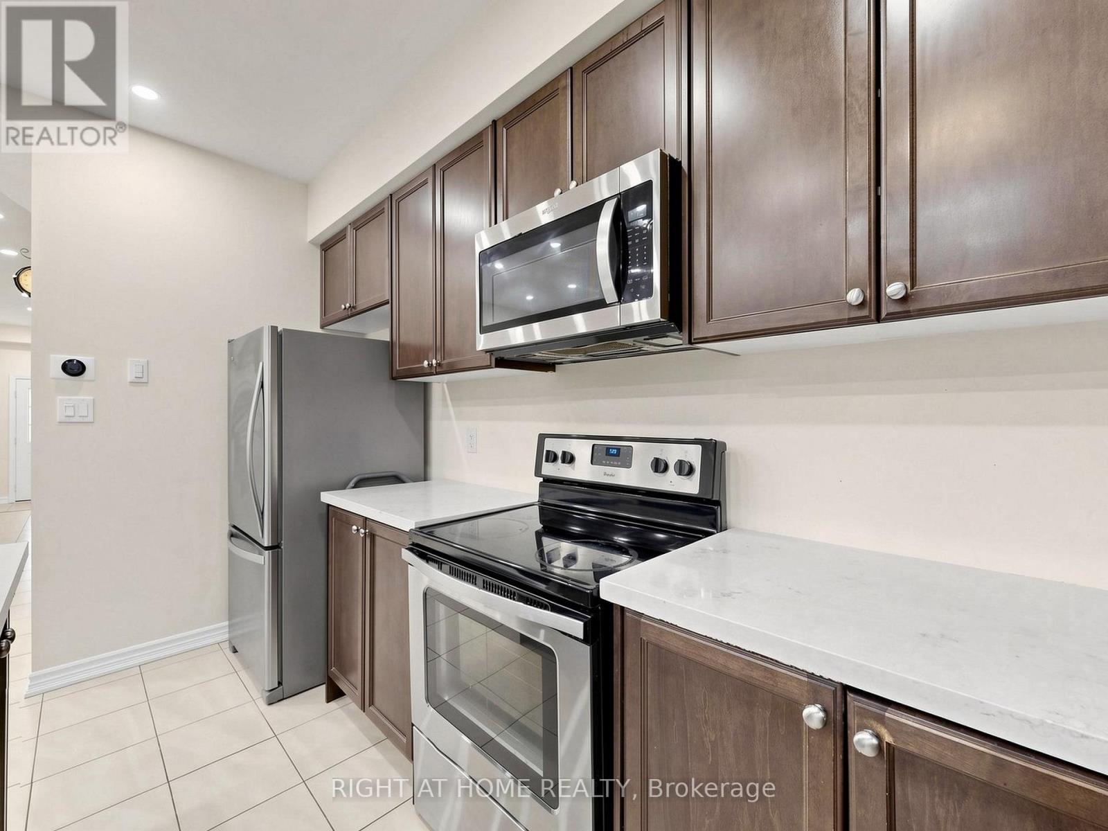 124 MOSAIC DRIVE - 16