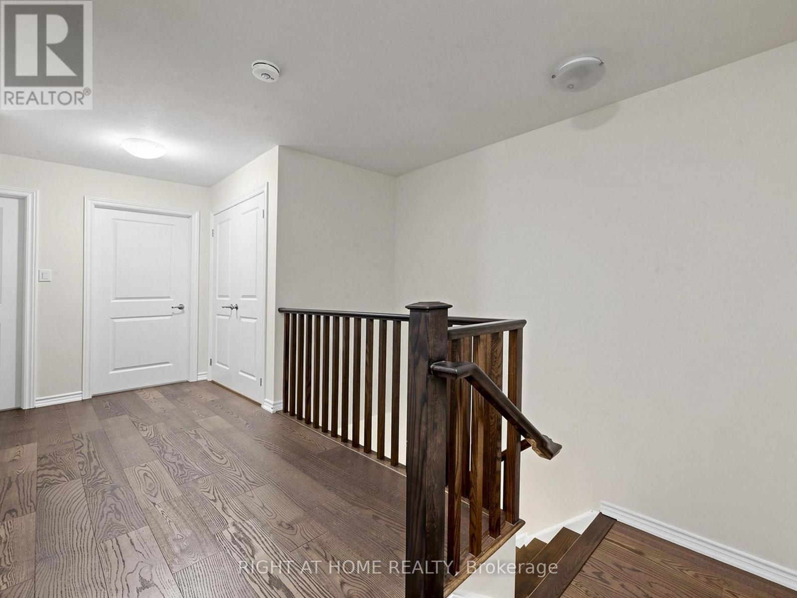 124 MOSAIC DRIVE - 17