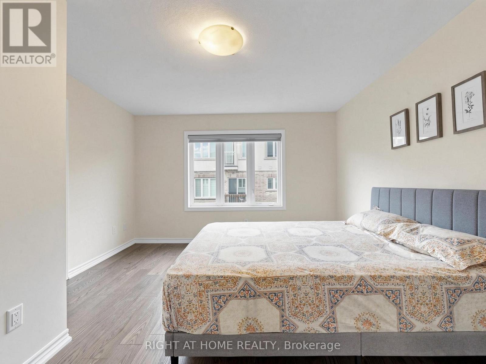 124 MOSAIC DRIVE - 19