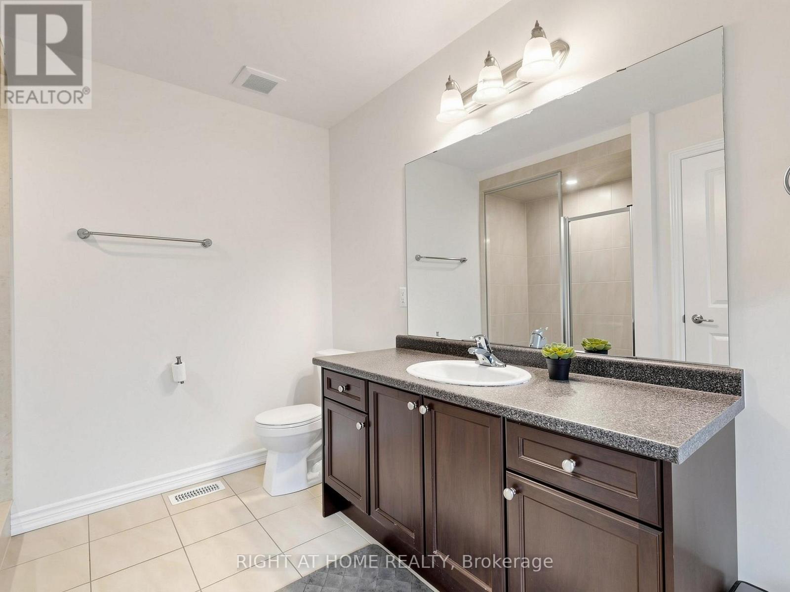 124 MOSAIC DRIVE - 24