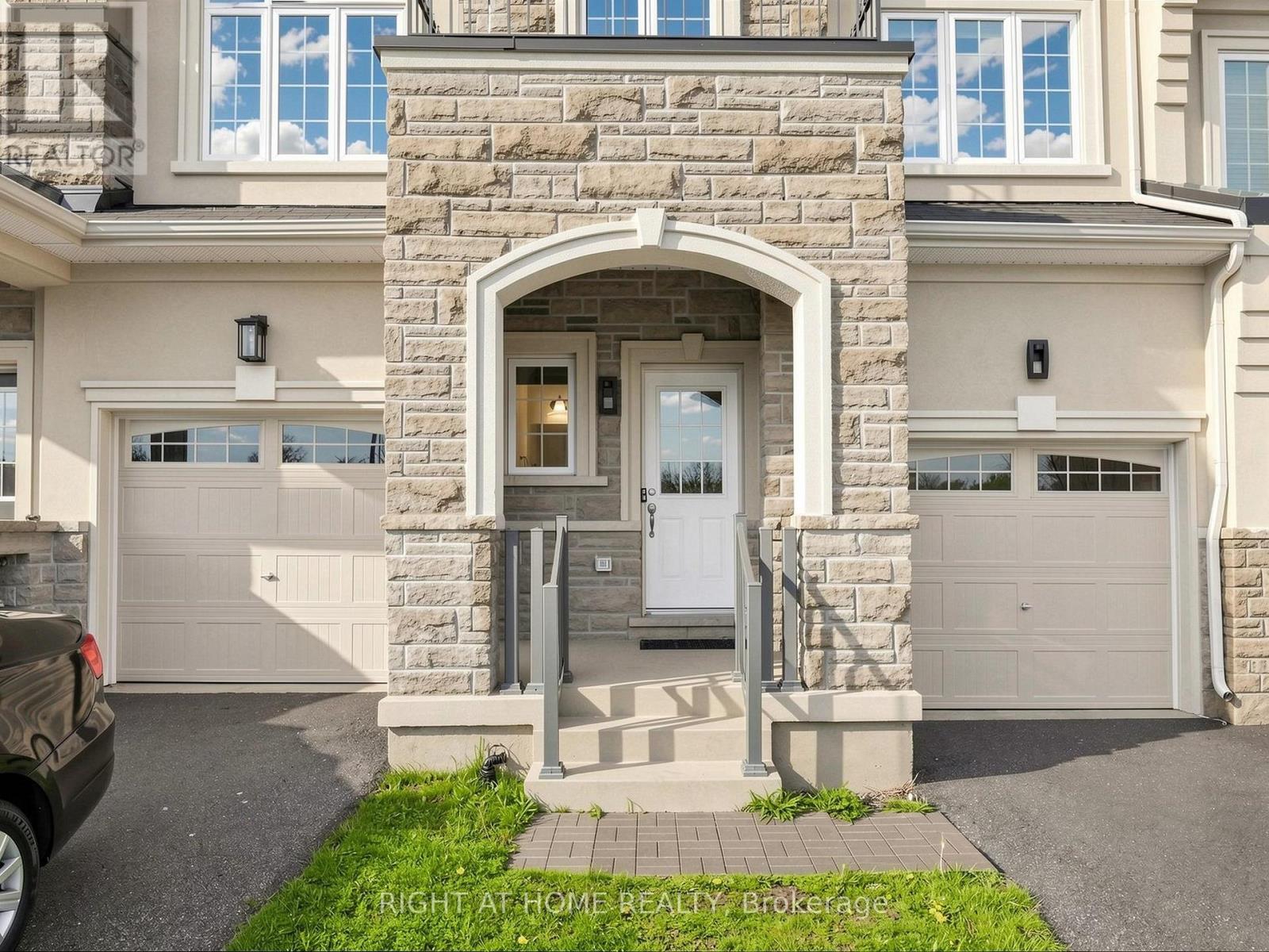 124 MOSAIC DRIVE - 3