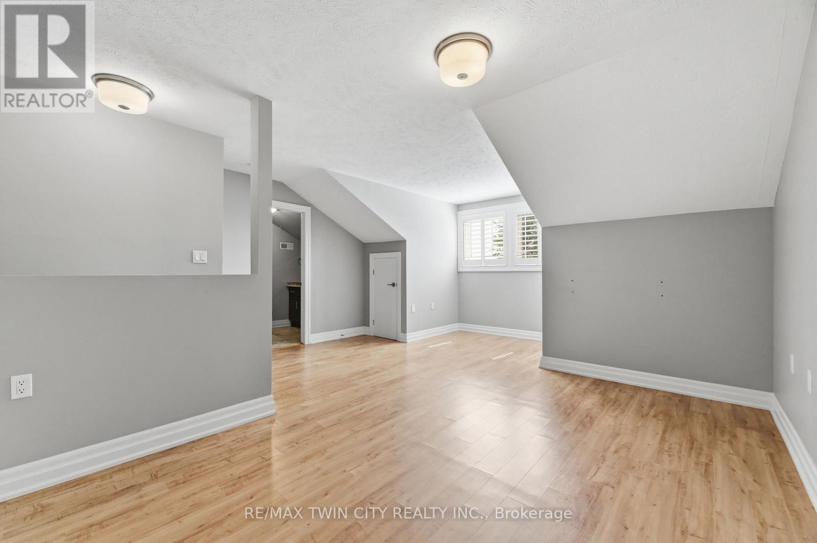 29 ARCHDEACON CLARK TRAIL - 24