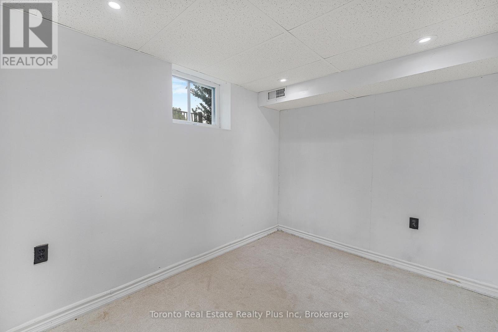 6183 SKINNER STREET - 21