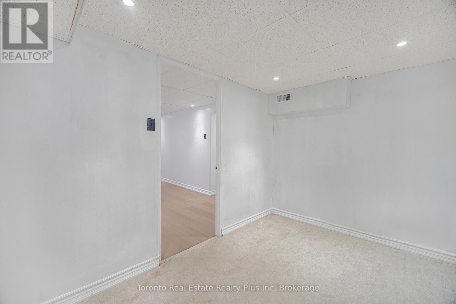 6183 SKINNER STREET - 22