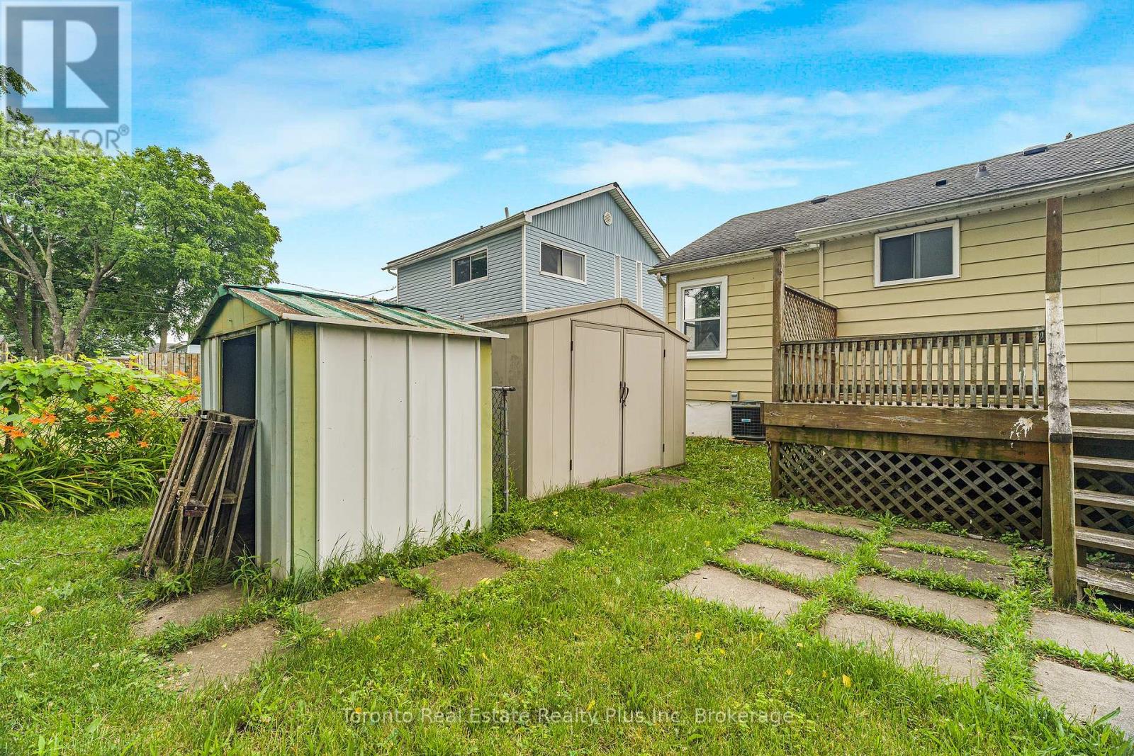 6183 SKINNER STREET - 27