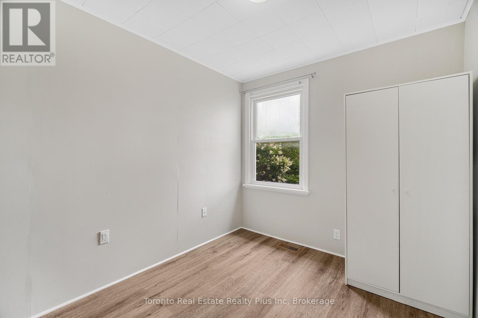 6183 SKINNER STREET - 6