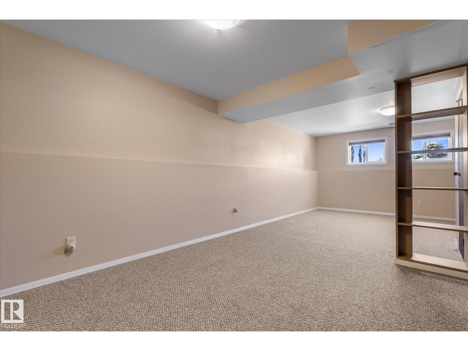 38 Woodbend CR — photo 33