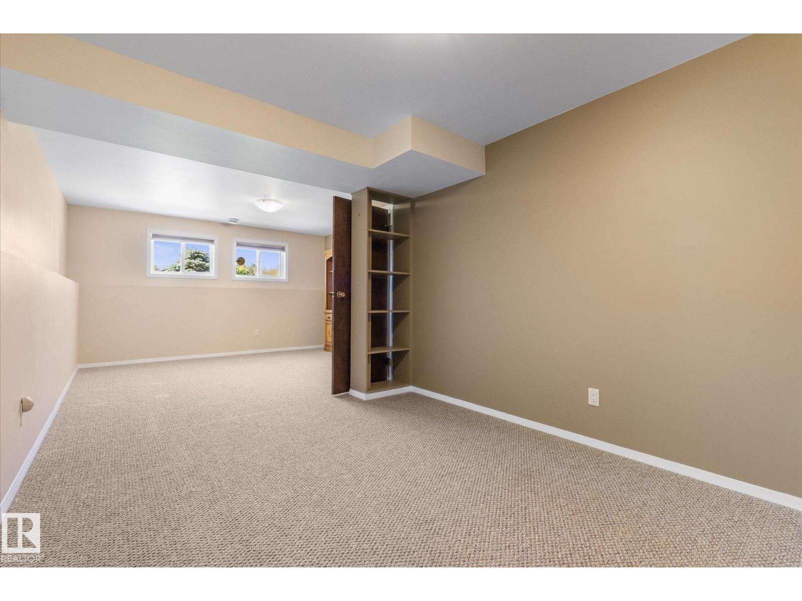 38 Woodbend CR — photo 34
