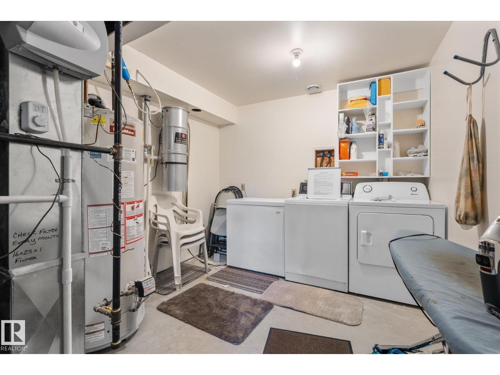 38 Woodbend CR — photo 40