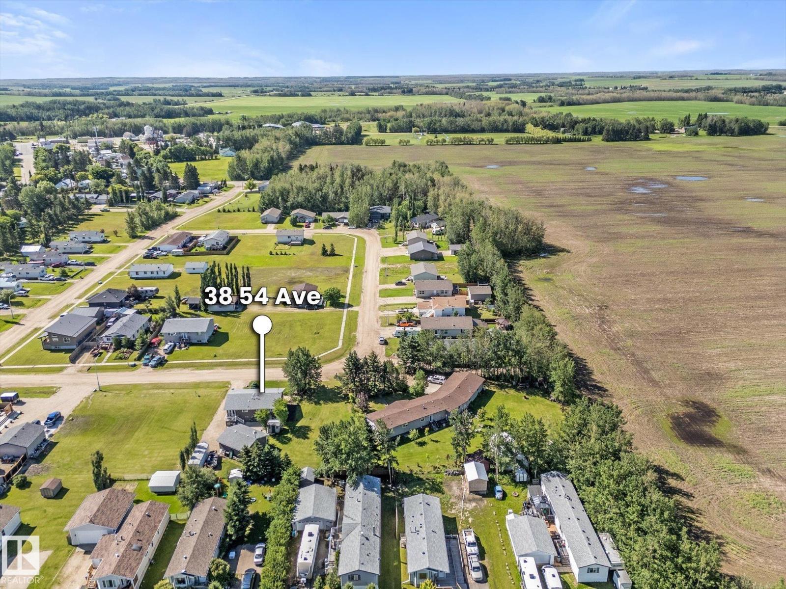 38 Woodbend CR - photo 5