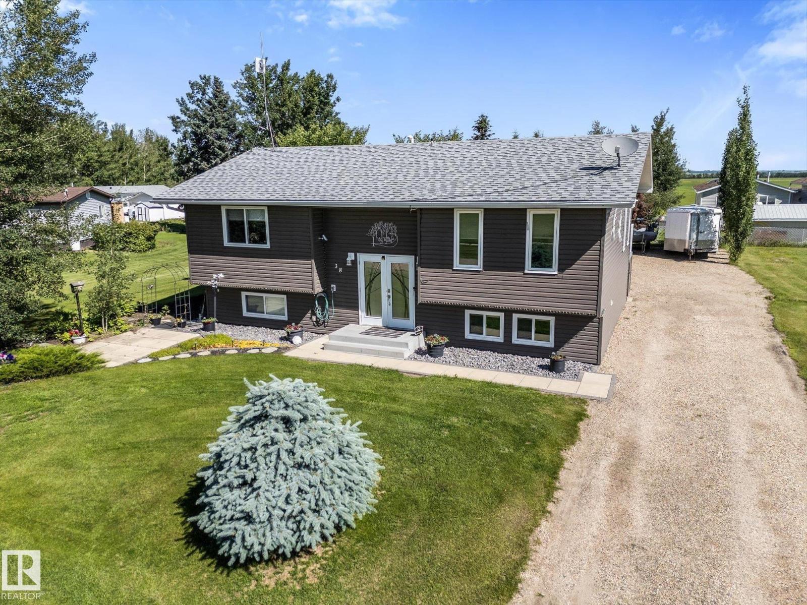 38 Woodbend CR — photo 7
