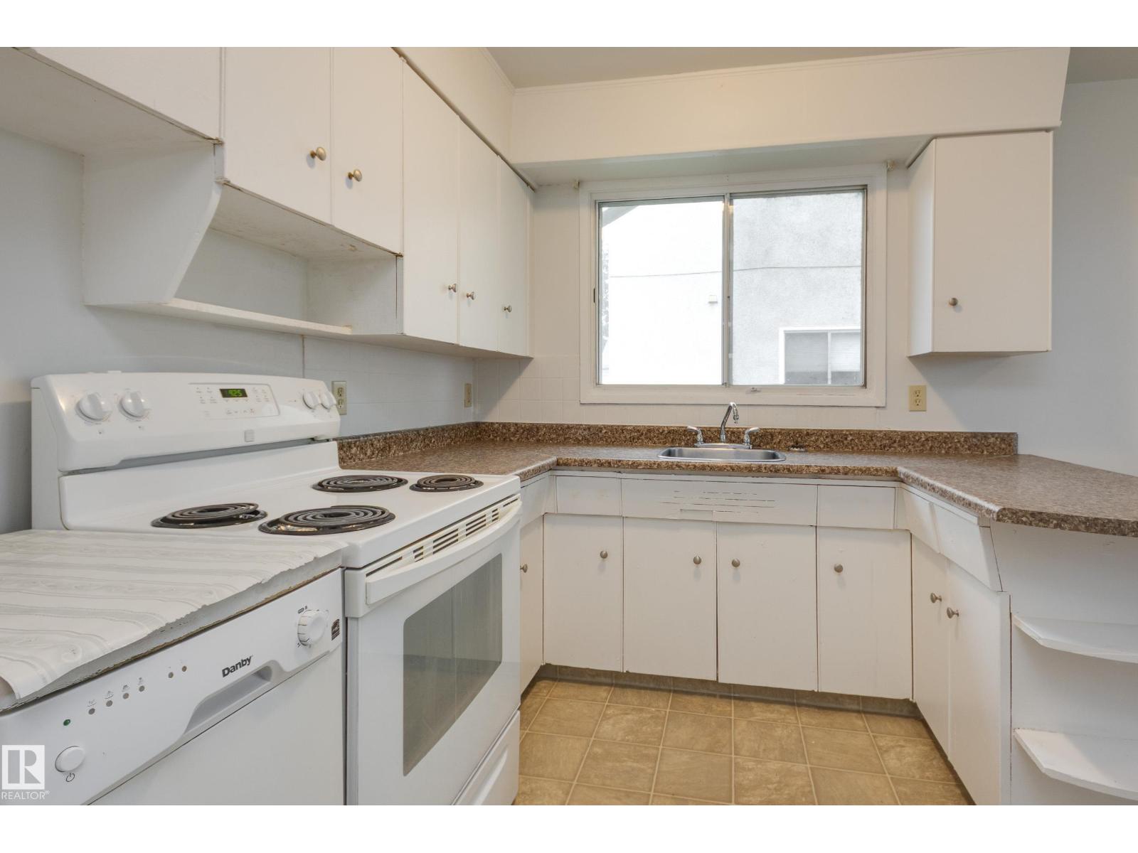 3811 116 AV NW - 17