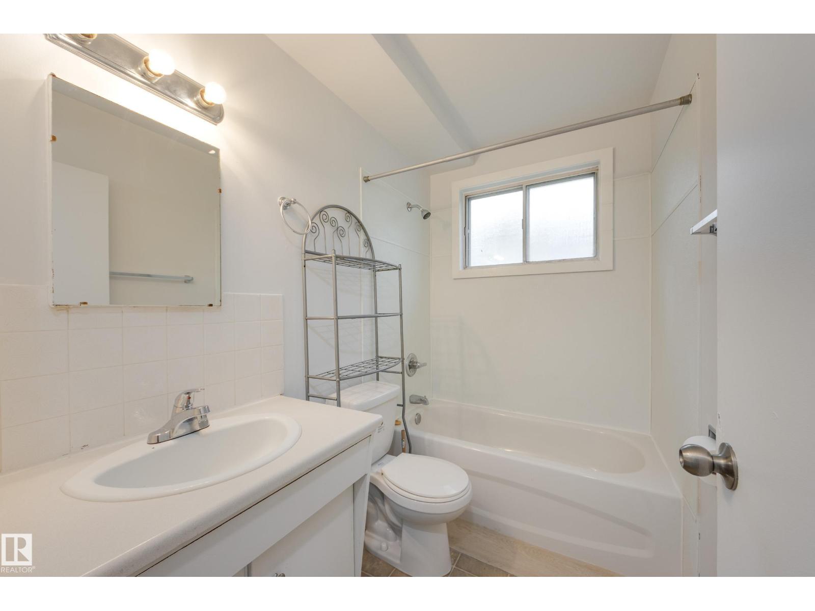 3811 116 AV NW — photo 49