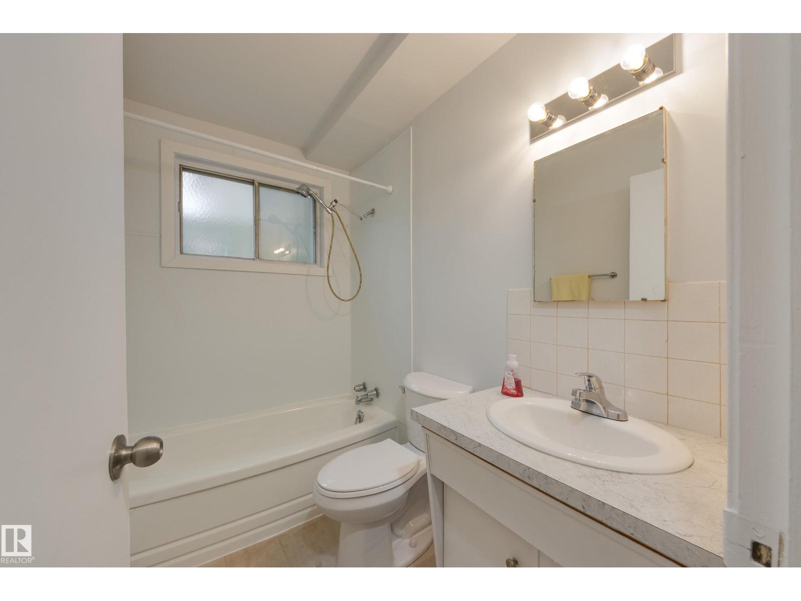 3811 116 AV NW - 60