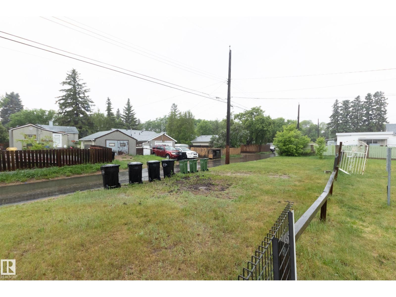 3811 116 AV NW - 69