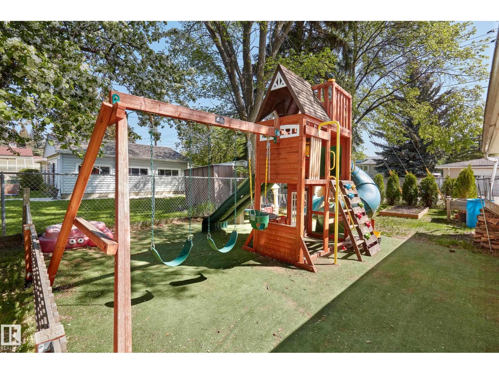 9717 143 ST NW — photo 37