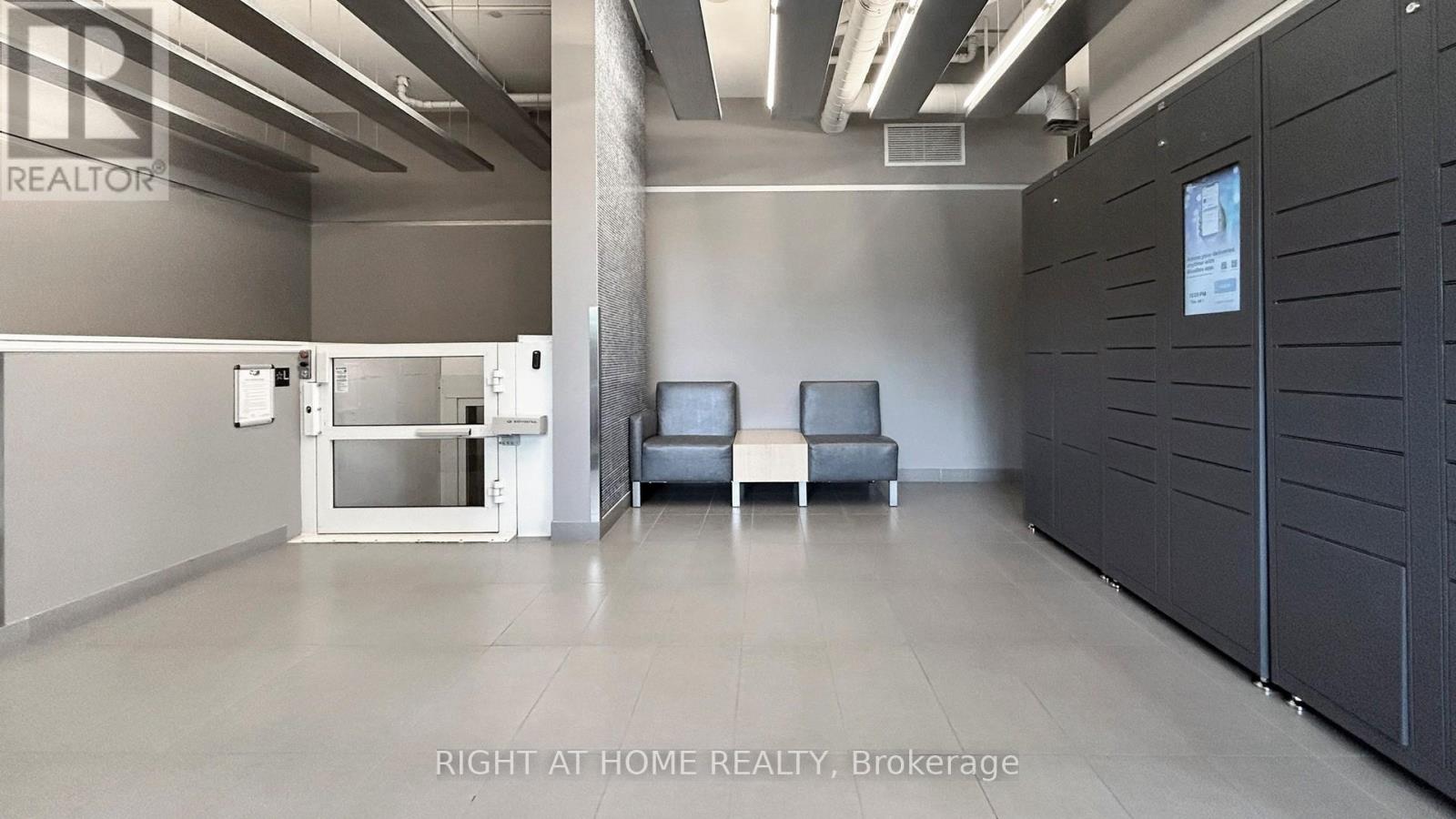 #415 170 SUDBURY STREET - 23
